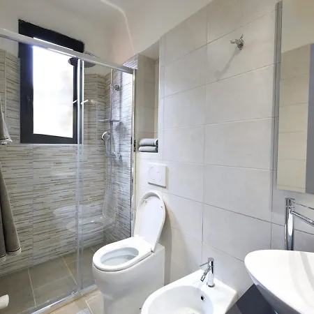 Parmigianino Apartment *
